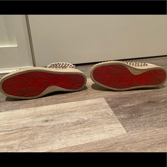 CHRISTIAN LOUBOUTIN Suede Studded Louis sneaker - Picture 6 of 6